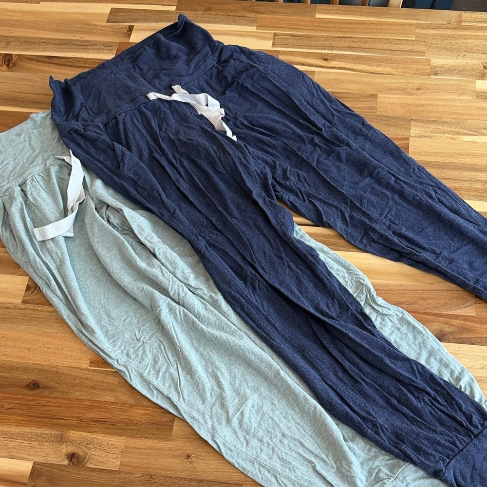 Seraphine Relaxed Drawstring Maternity Jogger Bundle in Navy and Light Blue